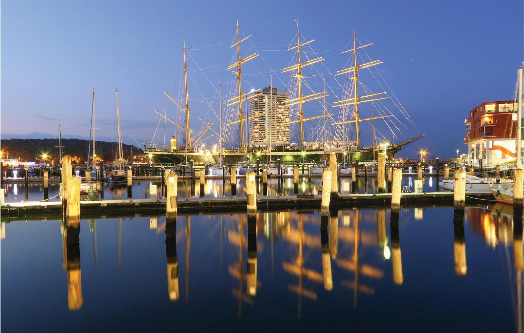 Duenenvilla Superior Lübeck Exteriör bild